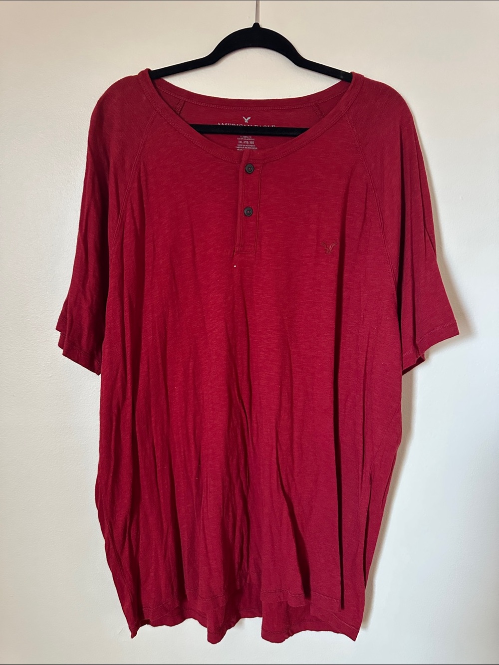 American Eagle Outfitters Men's Burgundy Short Sleeve Henley